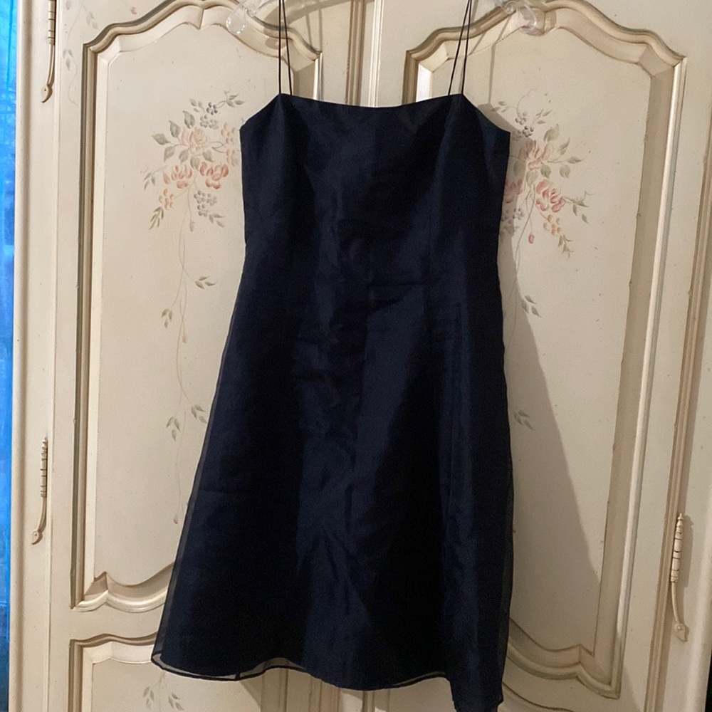 New 100% silk dress, you can easily dress up or down for holidays.